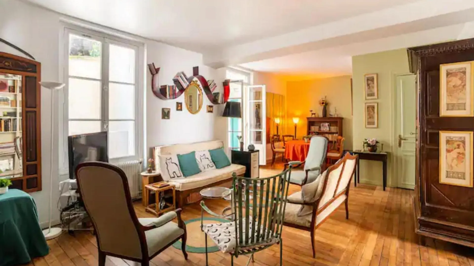 Vintage 2Bd Apartment With Patio In Montmartre location